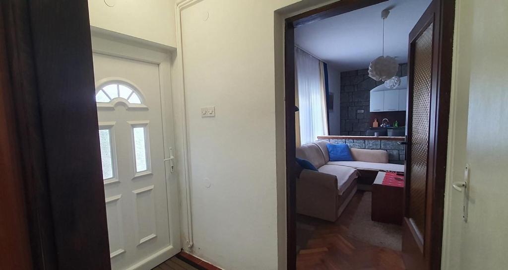 Apartman Ksenija Ðakovo Exteriör bild